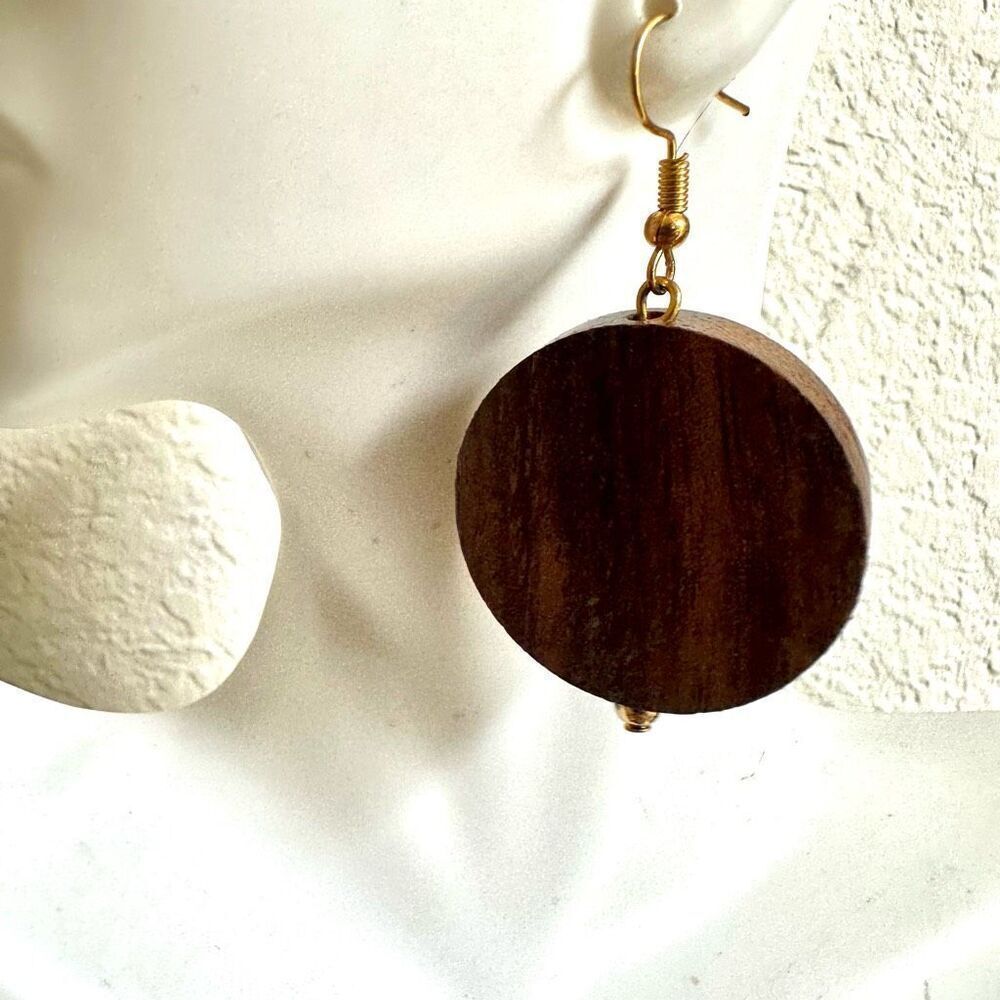 Wood circle drop earrings - Picture 7 of 7